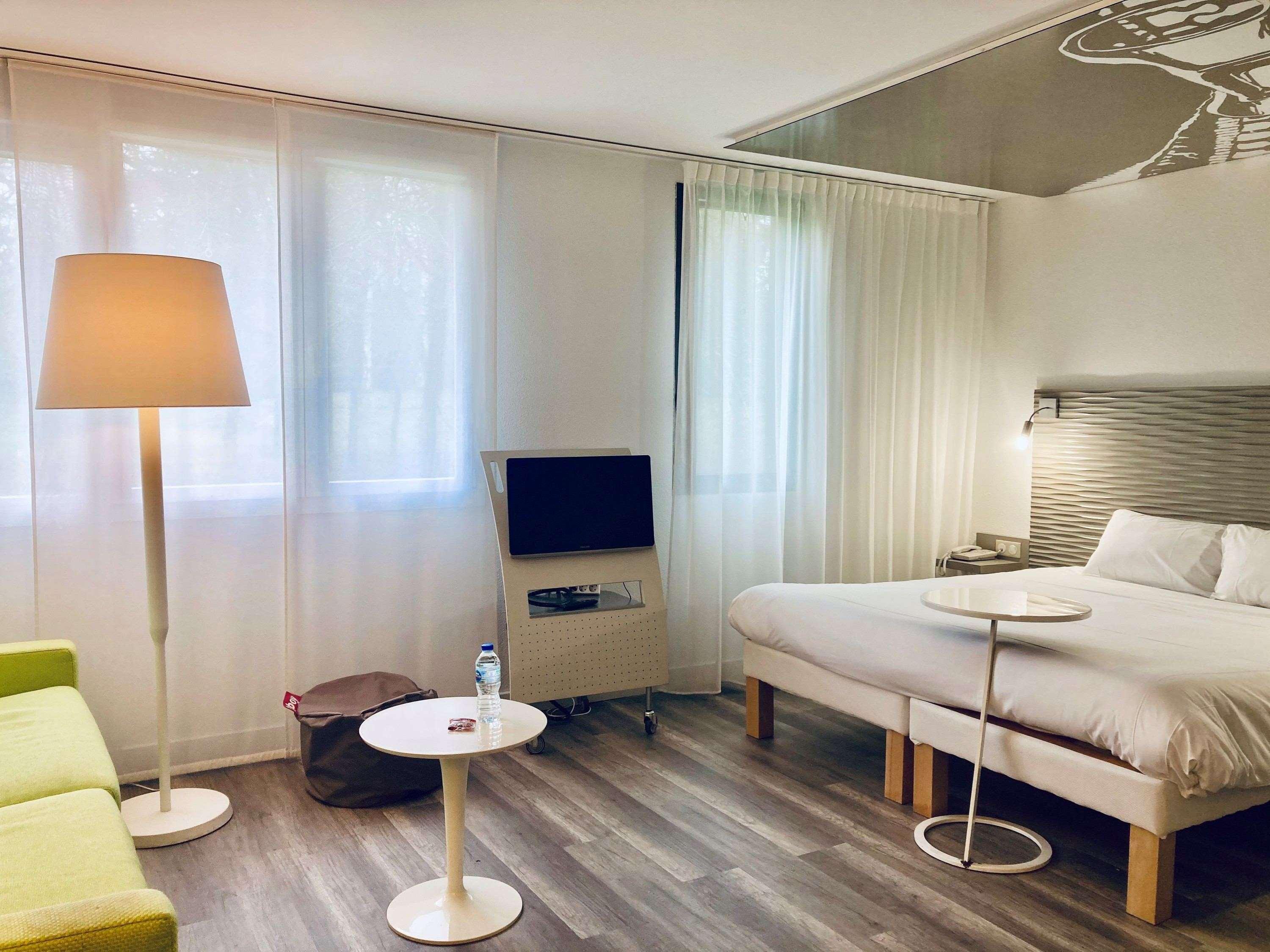 Ibis Styles Lille Aeroport Hotell Exteriör bild