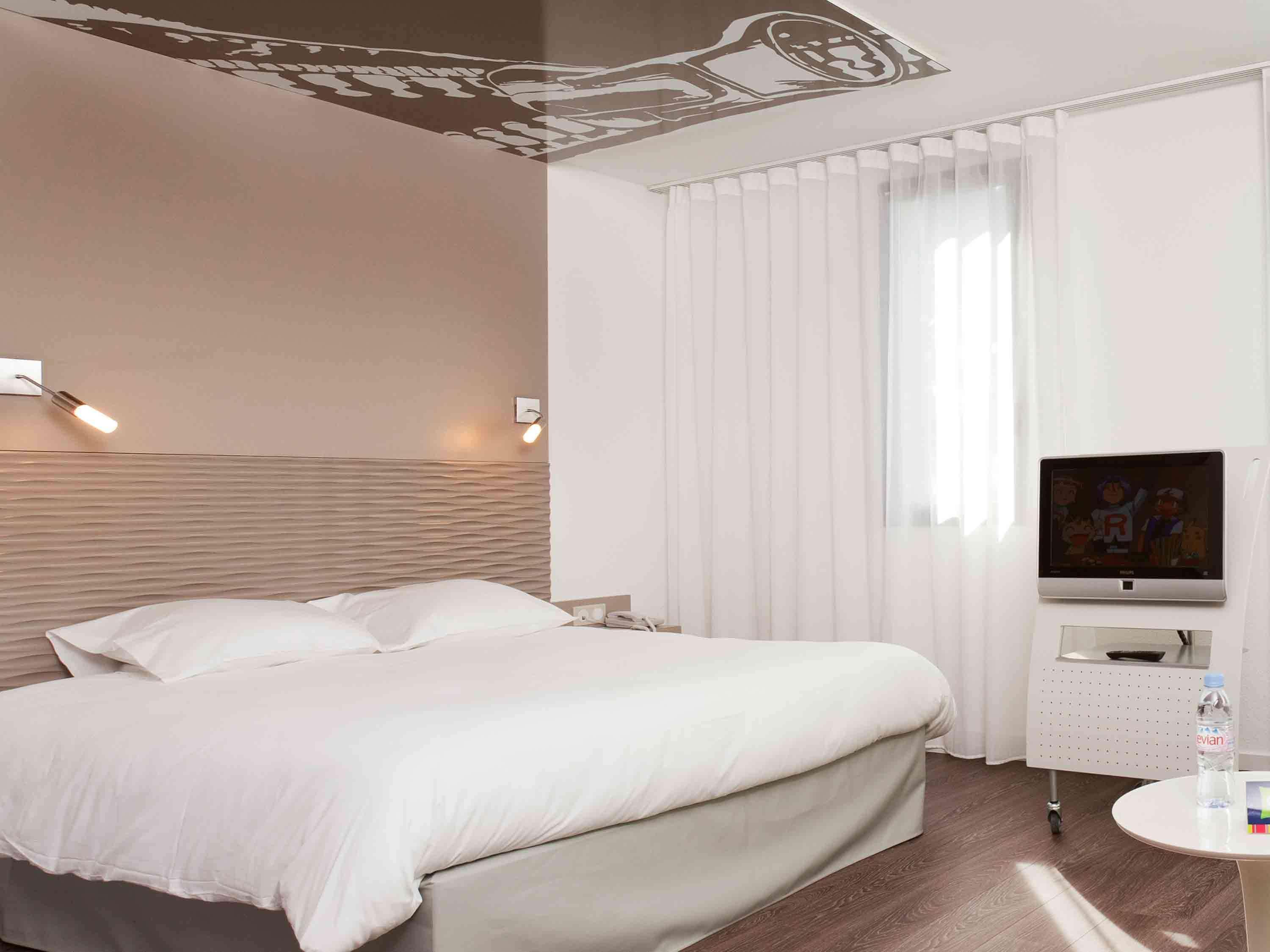 Ibis Styles Lille Aeroport Hotell Exteriör bild