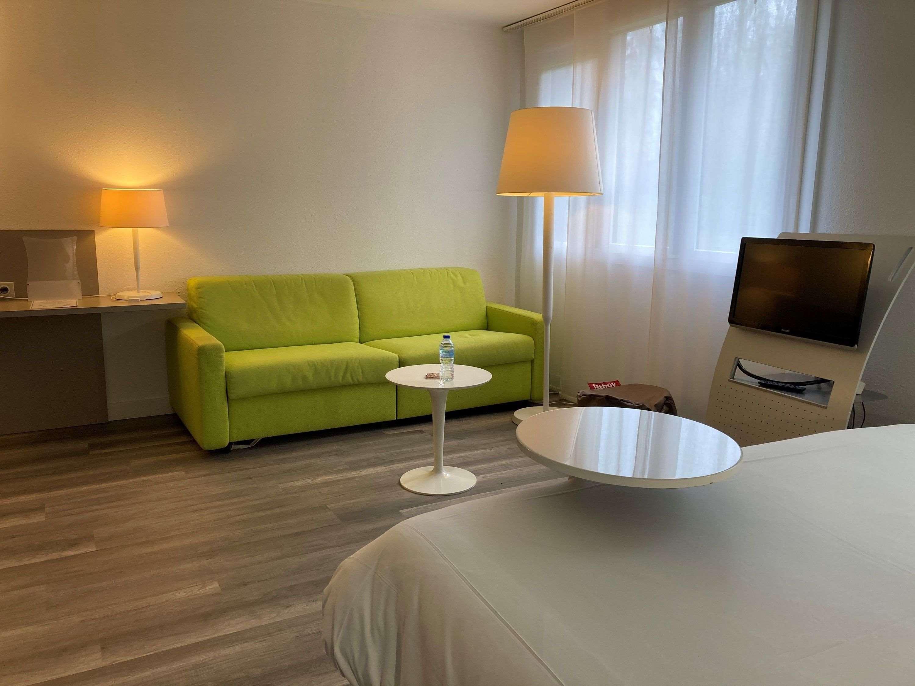 Ibis Styles Lille Aeroport Hotell Exteriör bild