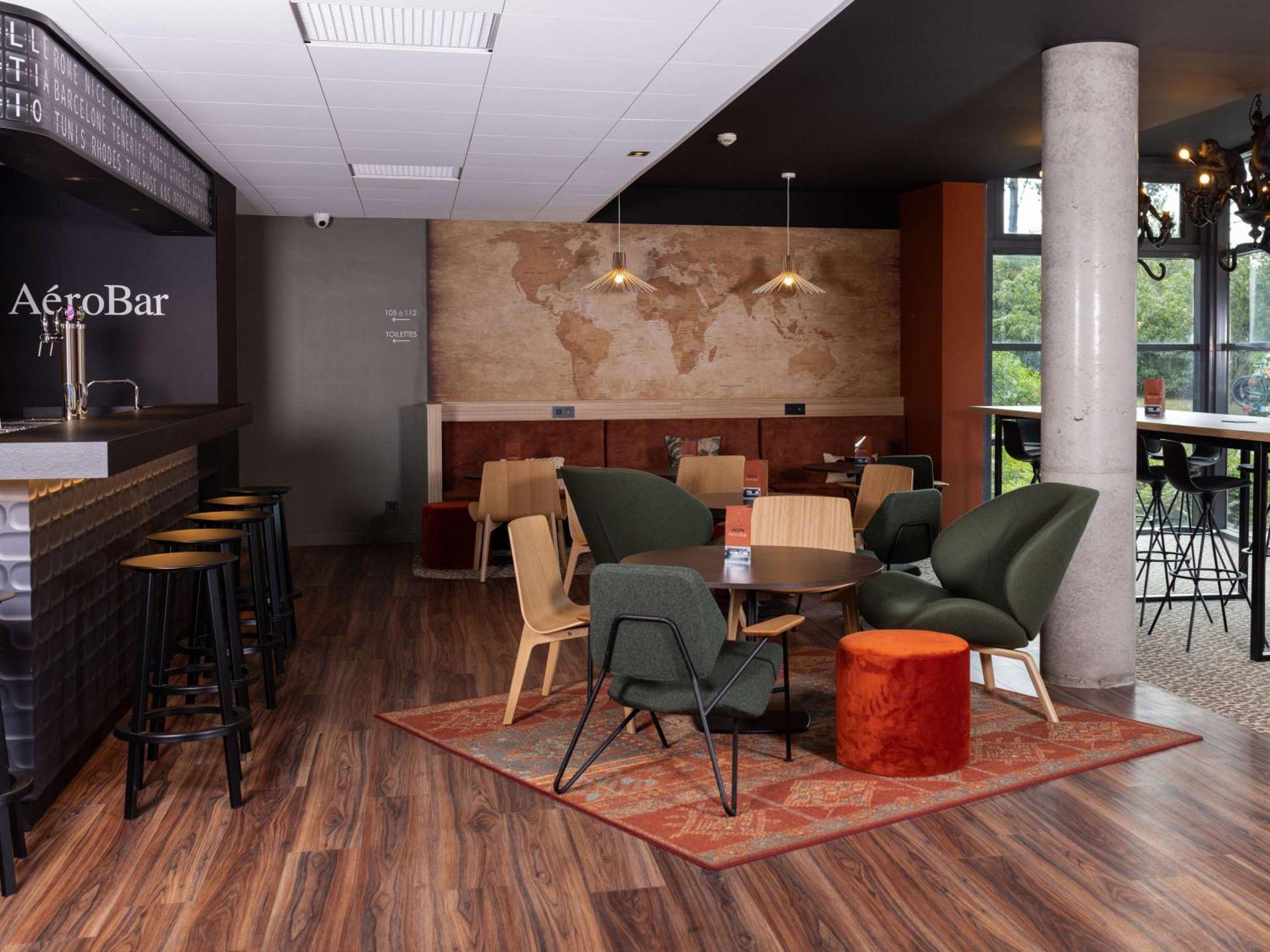 Ibis Styles Lille Aeroport Hotell Exteriör bild