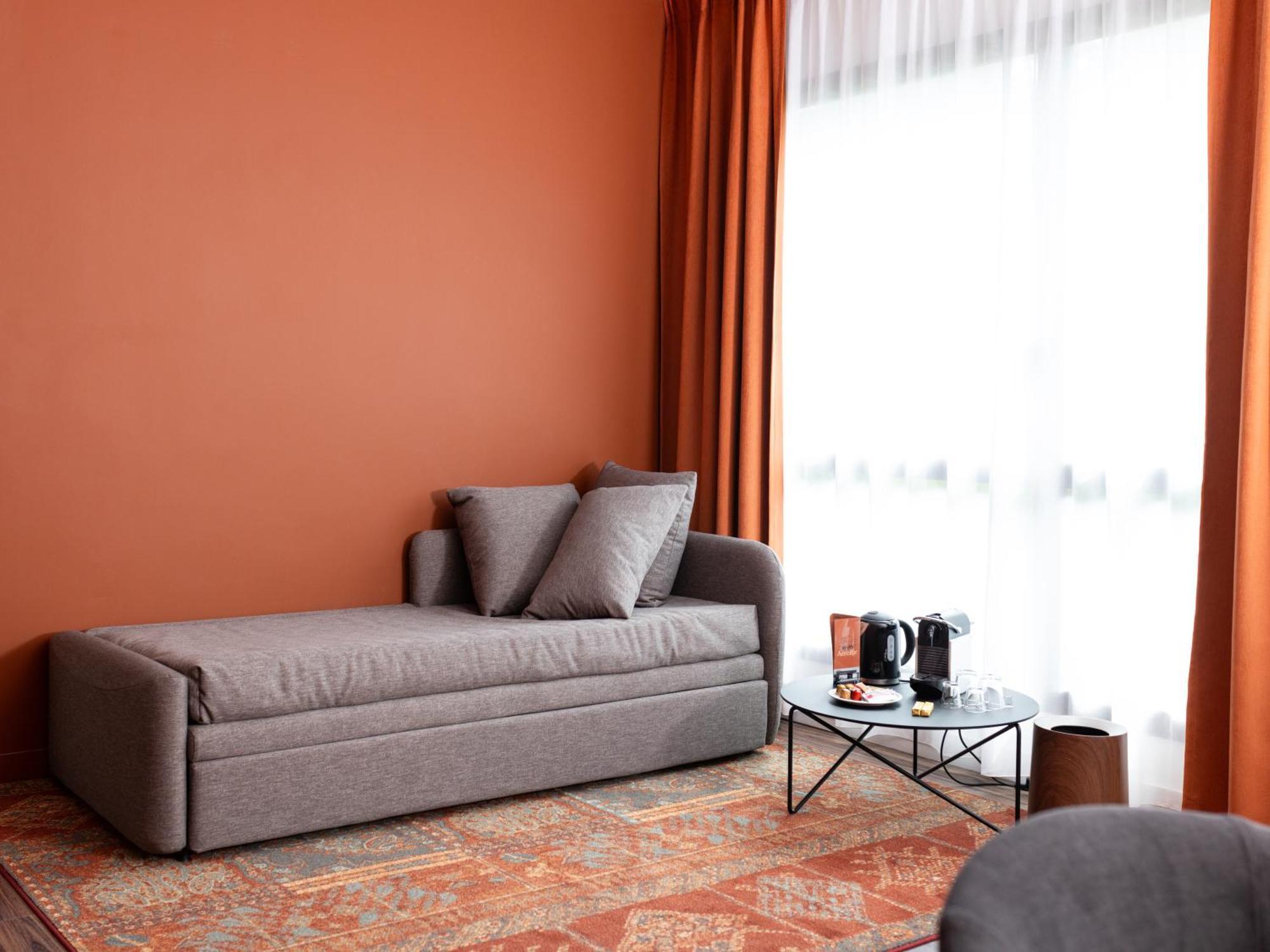 Ibis Styles Lille Aeroport Hotell Exteriör bild
